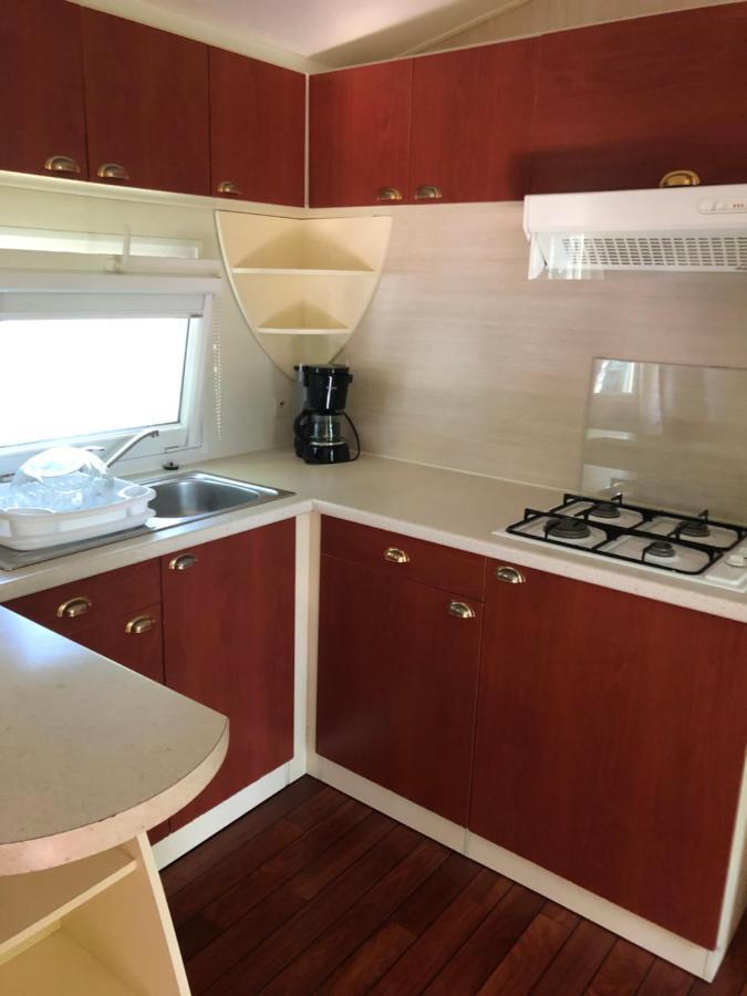 Camping De Baignes Hotel Ngoại thất bức ảnh